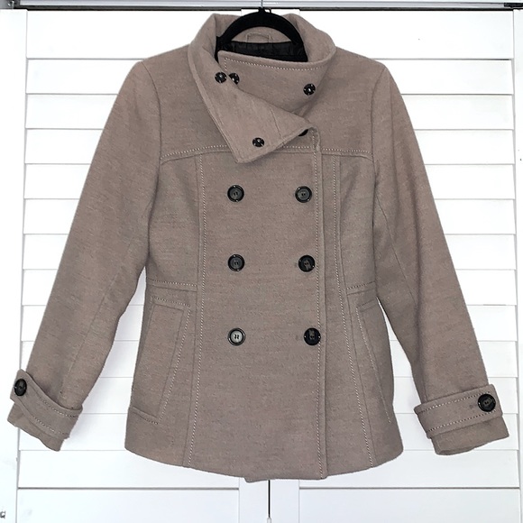 H&M Button Down Coat - Picture 2 of 10